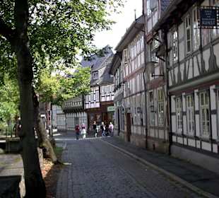 Idyllisches Gässchen und malerische Fachwerkhäuser