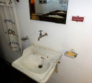 Waschbecken in der Wollfabrik
