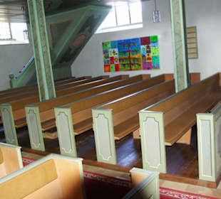 Der Sitzbereich-/Bänke