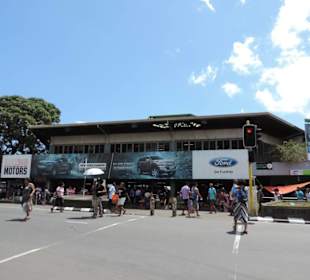 Auf dem Markt von Suva