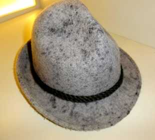 Klassische Filzprodukte im Museum