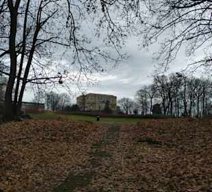 Villa Berg mit Park
