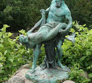 Ein Fischer mit einem seltenen Fang