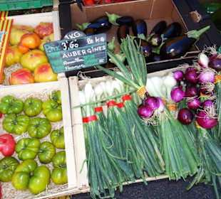 Impressionen vom Rundgang über den Markt von Thuir
