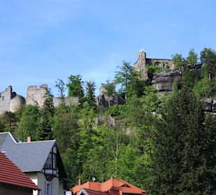 Blick zur Burg/ Klosteranlage