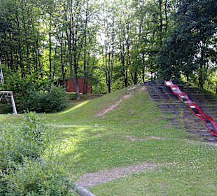 Spielplatz am Bärenlochweiher in Kindsbach