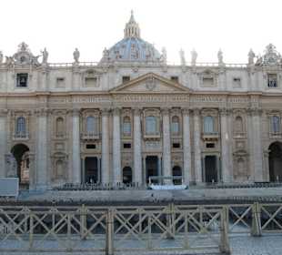 Widok na Bazylikę Św. Piotra
