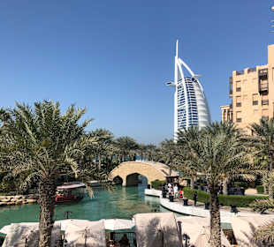 Ausflug nach Souk Madinat neben dem Burj al Arab