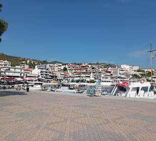 Hafen Neos Marmaras