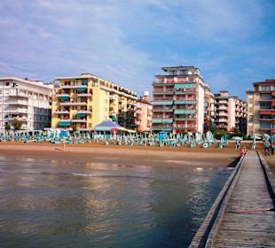  Am Strand Von Lido Di Jesolo