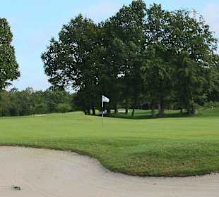 Greens durch Bunker geschützt