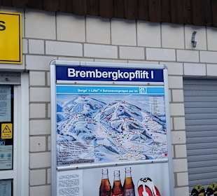 Dieser Lift ist in der Nähe vom Hotel!