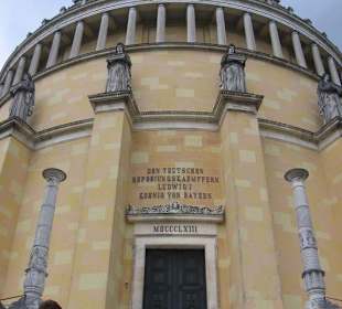 Befreiungshalle Eingang