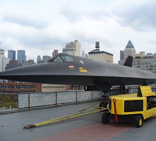 Auf der USS Intrepid