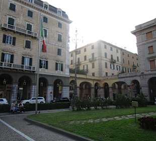 Piazza Goffredo Mameli