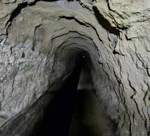 ... Taschen-/Stirnlampe nicht vergessen  ...