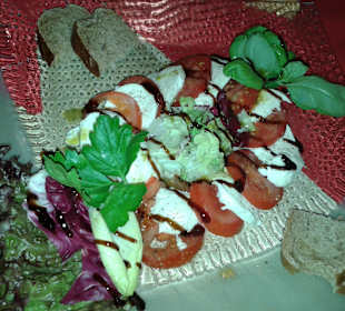 Vorspeise-Tomate Mozzarella