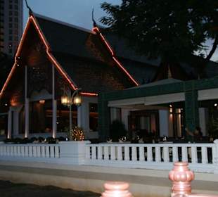 Gartenrestaurant direkt am Fluss