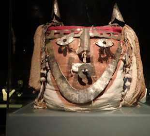 Nachbildung eines Schamanen