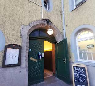 Außenansicht Eingang