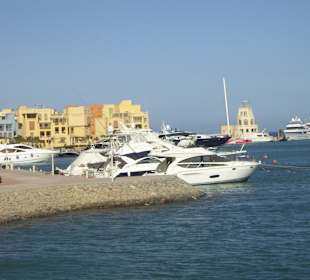 Marina hinter dem Hotel