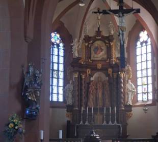 Blick auf den Hochaltar
