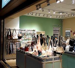 Zhongshan Metro Mall (R)