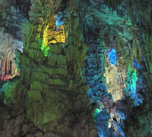Super Tropfsteinhöhle (Schilfrohrflöten-Höhle)