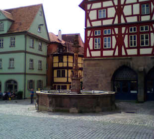  St.Georgsbrunnen in Rothenburg o.d. Tauber