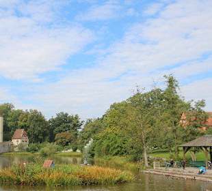 Rothenburger Weiher mit Faulturm