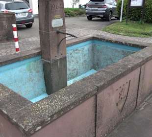 Kraibrunnen am Rathaus Dietersweiler