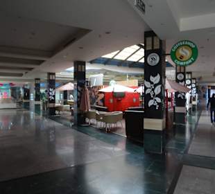 In der Mall unterwegs