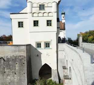 Zweite Burgbrücke zum hinteren Burgteil