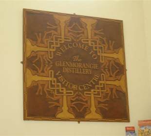 Am Eingang des Museums