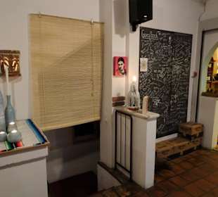 Im Gastraum des Mucho Gusto