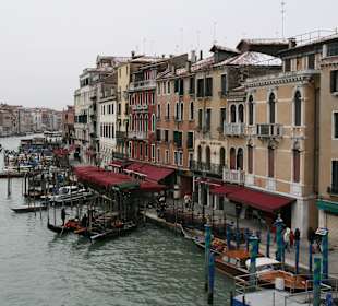 Rialto Bridge view looking south