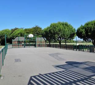 Sportflächen im Parc de la Prade