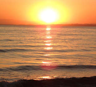 Sonnenuntergang am Sandstrand