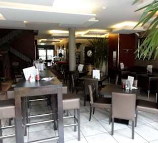 Blick in den Gastraum im Erdgeschoss