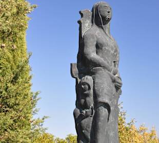 Statue der heiligen Katharina von Siena