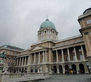 Burgberg/ Burgpalast 