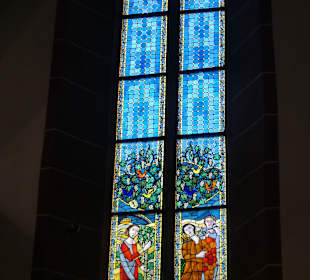Die Kirche St. Peter und Paul von Eltville
