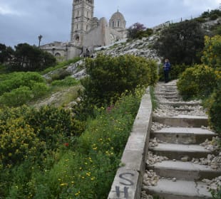 Treppe zur Notre Dame de la Garde