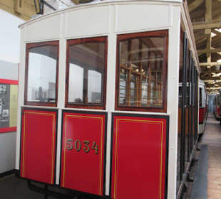 Im Museum des öffentlichen Peronennahverkehrs