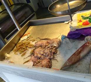 Fischgeschäft unten