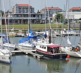 Eindrücke aus dem Yachthafen Cuxhaven
