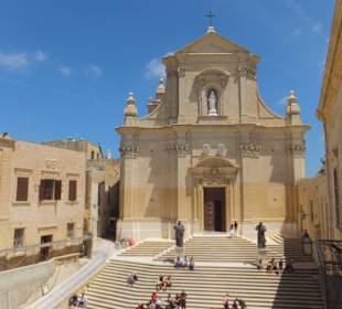 Katedra na dawnej cytadeli.