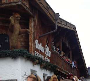 Trofana Alm von außen