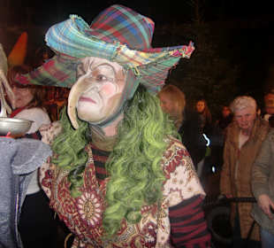 Ob die Hexensuppe schmeckt?