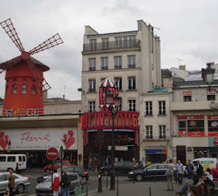 Denní pohled na kabaret